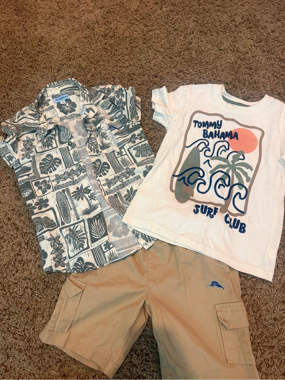 Tommy Bahama Two Shirt shorts outfit